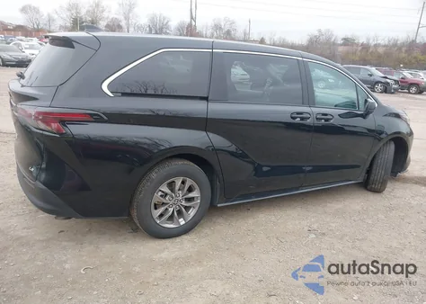 2025 Toyota Sienna Le from USA, damaged, VIN 5TDKRKEC3SS254847